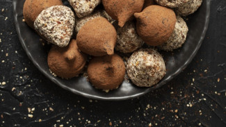 Resep Rum Balls Klasik dengan Wafer Vanilla dan Coklat