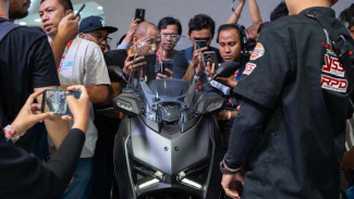 Yamaha XMAX Connected Terbaru Resmi Meluncur, Skutik Premium dengan Fitur Canggih dan Konektivitas Pintar!