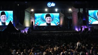Tutup MQK Internasional Di Wajo, Menag Ajak Ribuan Santri Doakan Korban Al Khoziny