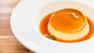 Resep Caramel Pudding, Cara Rahasia Membuat Tekstur Puding Lembut dan Creamy