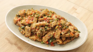 Menu Sat Set Enak! Resep Tempe Chili Padi Gurih Pedas ala Devina Hermawan, Cocok untuk Lauk Makan