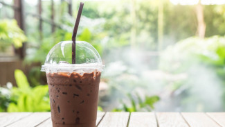 Resep Es Jelly Cokelat Susu, Minuman Segar Yang Bikin Ketagihan