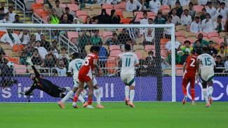 Reaksi Jujur Patrick Kluivert soal Wasit di Laga Arab Saudi vs Indonesia