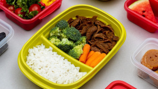 Coba Ide Menu Nasi Kotak Daging Kambing Ini untuk Usaha Katering