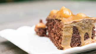 Camilan Teman Santai! Inilah Resep Sticky Toffee Pudding, Sajikan dengan Es Krim Vanila
