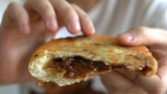 Resep Hotteok Pancake Isi Gula Cokelat ala Korea