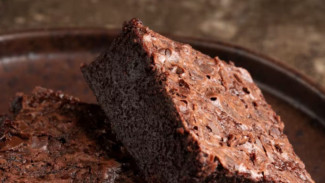 Inilah Brownies Kukus yang Lembut, Moist dan Lezat Kaya Akan Rasa Cokelat