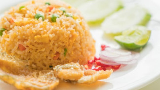 Resep Nasi Goreng Kornet Gurih Dilengkapi Dengan Variasi Bumbu-bumbu Lezat