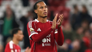 Virgil van Dijk Tak Bisa Tahan Emosi Usai Liverpool Takluk dari Manchester United, Soroti Blunder Penentu