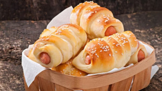 Ide Menu Hidangan Ringan Roti Sosis ala Kafe, Ini Resepnya