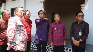 Menkes Budi Janjikan Bantuan Puluhan Miliar untuk Pulihkan RSUD Wangaya Pascabanjir