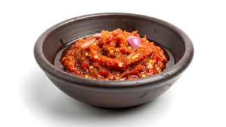 Resep Sambal Bawang Pedas Nampol, Cuma 3 Bahan tapi Nikmat Parah!