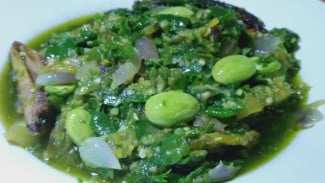 Sambal Lado Mudo, Warna Hijau yang Menyala di Lidah