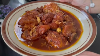 Resep Ayam Semur dengan Kuah Kental yang Meresap