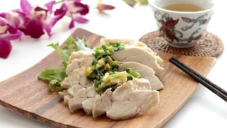 Ayam Kukus Jahe Bawang Putih, Cocok untuk Program Diet!