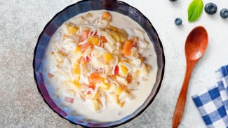 Penyelamat di Hari yang Panas! Resep Buko Salad Buah Segar Creamy