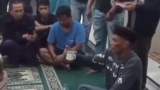 Dituduh Racuni Pemuda, Warga Dompu Dipaksa Jalani Sumpah Minum Air Tanah