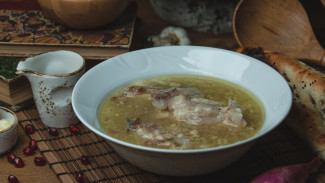 Sop Bihun Daging, Hidangan Hangat Cocok Dinikmati Saat Musim Hujan!