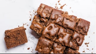 Resep Blondies Brownie Cake Glutenfree yang Lembut dan Manis