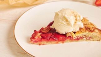 Resep Strawberry Cheese Scone yang Renyah dan Manis, Sajikan dengan Kopi Hangat