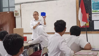 Hadapi Tantangan Abad 21, Kemendikdasmen Ajak Guru Terapkan Metode Mengajar yang Inovatif dan Menyenangkan!