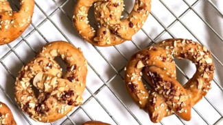 Resep Pretzel Cinnamon Lezat, Renyah di Luar dan Lembut di Dalam