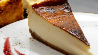Resep Basque Cheesecake Anti Gagal yang Teksturnya Lembut dan Creamy