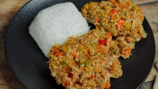 Resep Ayam Geprek Sambal Kemangi, Hidangan Pedas yang Menghidupkan Selera