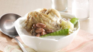 Sop Ayam Kembang Kol, Hangat dan Menyehatkan di Setiap Suapan