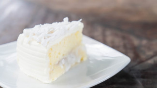 Milk Bath Cake, Kue Lembut Berlapis Susu yang Lagi Hits dan Super Creamy