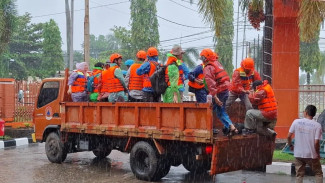 BPBD Sebut 9 Warga Meninggal Dunia Akibat Banjir Bandang dan Tanah Longsor di Sumatera Barat