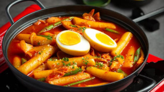 Resep Tteokbokki ala Korea yang Kenyal dan Pedas Bikin Nagih