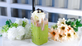 Buat Avocado Float Topping Choco Chips! Dalam 30 Menit, Siap Saji