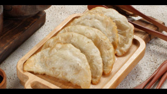 Bosan Sama Cireng Biasa? Coba Cireng Manis Cokelat Lumer Buat Teman Nongkrong