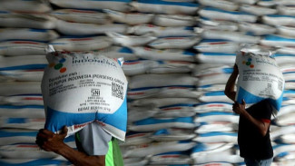 Dugaan Pelanggaran HET Pupuk di Wongsorejo Mencuat, Distributor dan PI Beri Tanggapan Berbeda