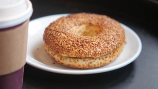 Menu Sarapan Simpel Protein Bagels Tanpa Ragi yang Mengenyangkan