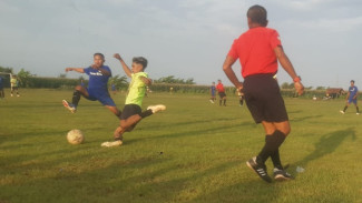 Gol Tunggal Bawa Remaja Mandiri Watukebo Bungkam Putra Bima Bimorejo di Pra Liga Wongsorejo