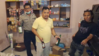 Resahkan Masyarakat & Santri, Warkop Giras 45 Digerebek Reskrim Polsek Wongsorejo