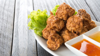 Resep Bakso Goreng Udang Yang Umami Untuk Camilan Kamu