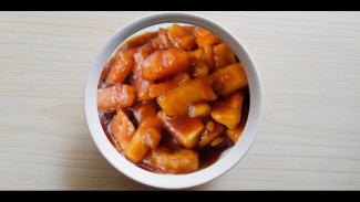 Ide Takjil Praktis! Singkong Rebus Karamel Gula Merah untuk Buka Puasa