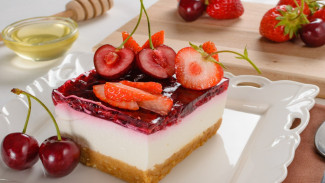 Resep Strawberry Cheesecake Pudding Yang Manis Dan Creamy