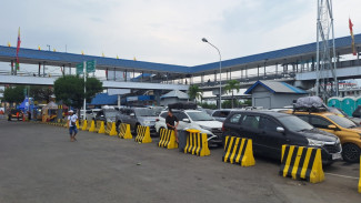 Pemudik dari Denpasar Antre hingga 18 Jam untuk Masuk Pelabuhan Gilimanuk
