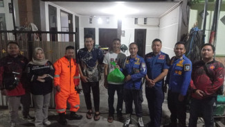 Evakuasi Sarang Tawon di Permukiman, Damkar Ingatkan Risiko Sengatan Bisa Fatal