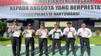 Polsek Wongsorejo Kembali Torehkan Prestasi, Sabet Penghargaan Ungkap Kasus Pembunuhan