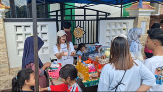 Bazar KKN 20 Untag Banyuwangi Jadi Ajang Promosi Produk UMKM Desa Parijatah Wetan