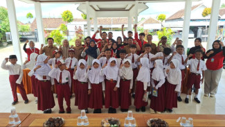 Dorong Literasi dan Ekonomi Lokal, KKN 02 UNTAG Banyuwangi Hadirkan Taman Baca dan Pemetaan UMKM Digital