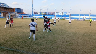 Dewi Fortuna Berpihak: Rajawali FC Amankan Tiket Final Piala Soeratin 2026 U13 Banyuwangi!