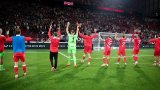 Hasil Lengkap Conference League Twente Menang Telak 6-0, Ajax Tumbangkan Shelbourne
