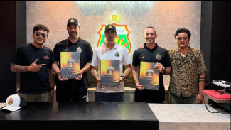 Oscar Bruzon Resmi Jadi Pelatih Baru Bhayangkara Presisi Lampung FC