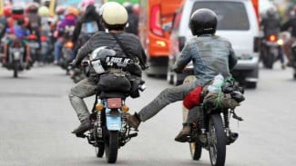 Solusi Ampuh Motor Jadul Mogok Mendadak di Jalan
